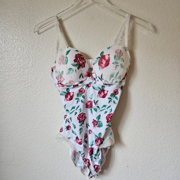 Jessica Simpson Lingerie Floral Medium - Picture 1 of 8